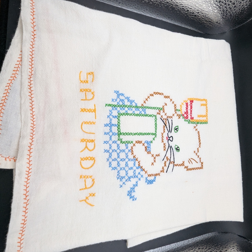 (Set Of 5) Embroidered Cat Design Dish Towels - Picture 11 of 16